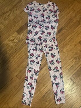 Disney Minnie Mouse 2 piece pajama set